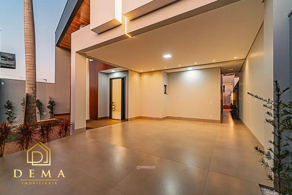 Casa com 3 quartos à venda, 230m2 em Tocantins, Toledo - PR - imagem 7 Foto 7 de Casa com 3 quartos à venda, 230m2 em Tocantins, Toledo - PR