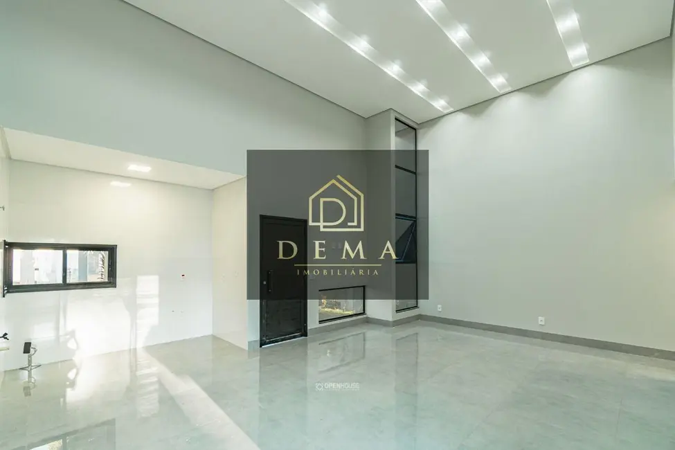 Casa com 2 quartos à venda, 128m2 em Jardim Gisela, Toledo - PR - imagem 4 Foto 4 de Casa com 2 quartos à venda, 128m2 em Jardim Gisela, Toledo - PR