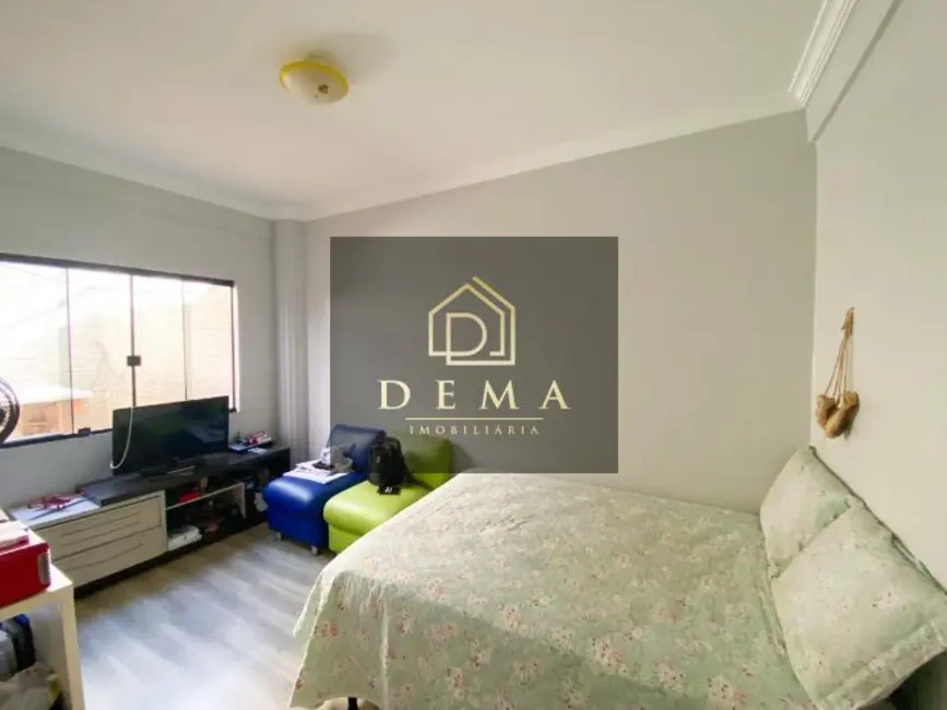 Foto 4 de Apartamento com 2 quartos à venda, 104m2 em Centro, Cascavel - PR