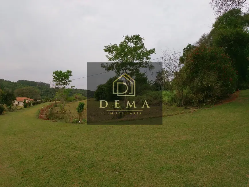 Chácara com 2 quartos à venda, 33000m2 em Toledo - PR - imagem 2 Foto 2 de Chácara com 2 quartos à venda, 33000m2 em Toledo - PR