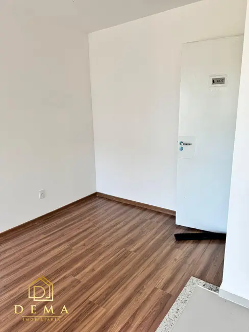 Apartamento com 2 quartos à venda em Vila Industrial, Toledo - PR - imagem 4 Foto 4 de Apartamento com 2 quartos à venda em Vila Industrial, Toledo - PR