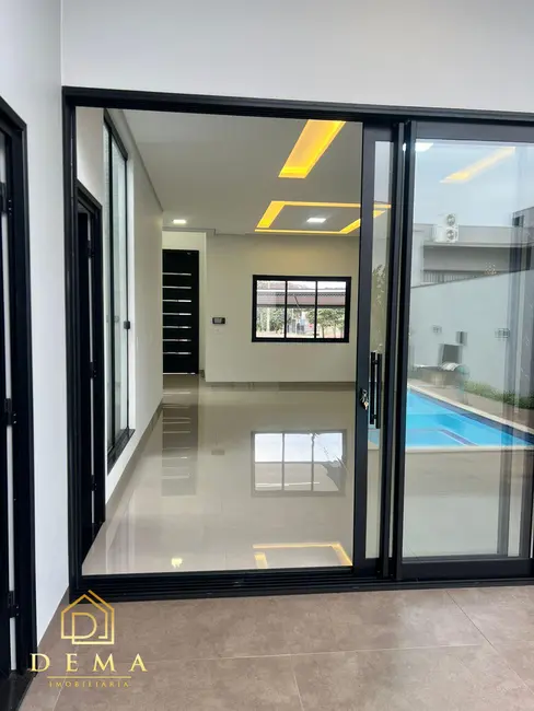 Casa com 2 quartos à venda, 173m2 em Toledo - PR - imagem 5 Foto 5 de Casa com 2 quartos à venda, 173m2 em Toledo - PR