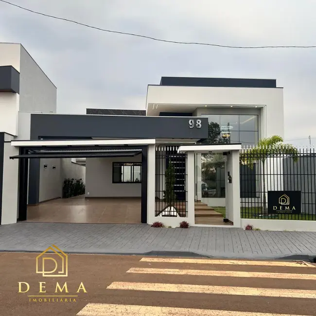 Casa com 2 quartos à venda, 173m2 em Toledo - PR - imagem 1 Foto 1 de Casa com 2 quartos à venda, 173m2 em Toledo - PR