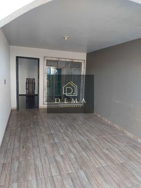 Casa com 2 quartos à venda, 106m2 em Vila Industrial, Toledo - PR - imagem 3 Foto 3 de Casa com 2 quartos à venda, 106m2 em Vila Industrial, Toledo - PR