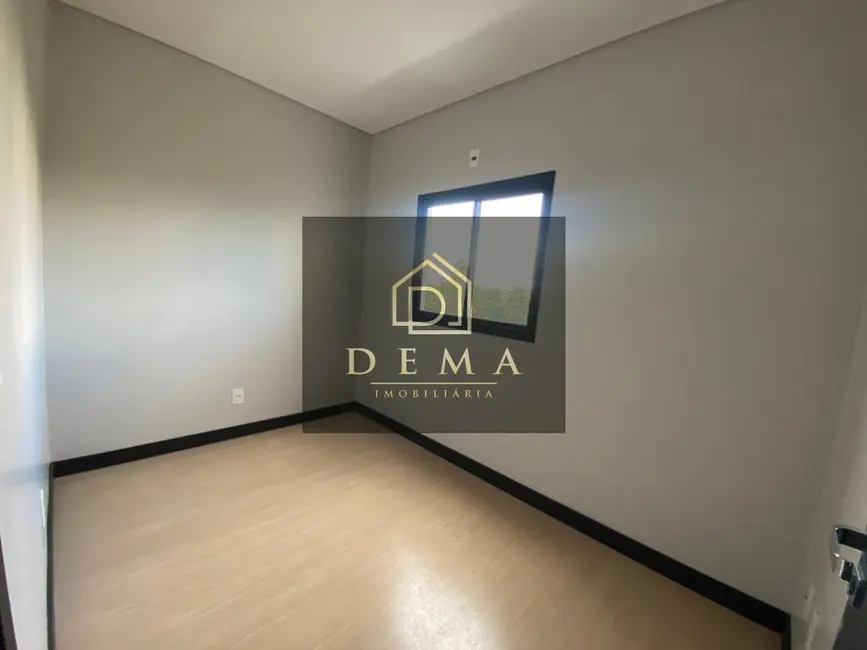 Sobrado com 2 quartos à venda, 96m2 em Toledo - PR - imagem 9 Foto 9 de Sobrado com 2 quartos à venda, 96m2 em Toledo - PR