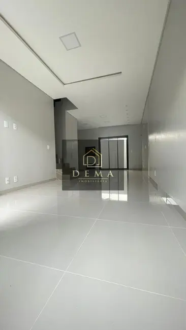 Sobrado com 2 quartos à venda, 96m2 em Toledo - PR - imagem 4 Foto 4 de Sobrado com 2 quartos à venda, 96m2 em Toledo - PR
