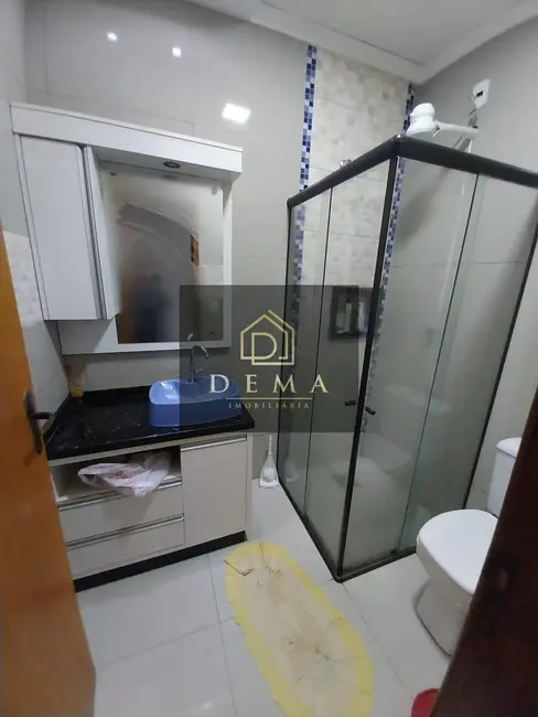 Casa com 2 quartos à venda em Toledo - PR - imagem 8 Foto 8 de Casa com 2 quartos à venda em Toledo - PR