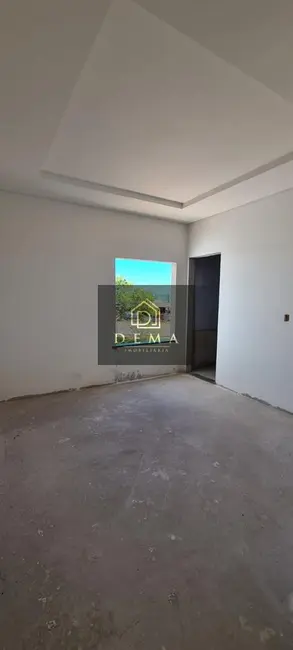 Sobrado com 3 quartos à venda em Jardim Pancera, Toledo - PR - imagem 6 Foto 6 de Sobrado com 3 quartos à venda em Jardim Pancera, Toledo - PR