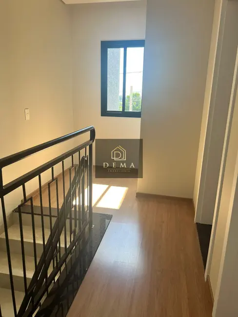 Sobrado com 2 quartos à venda, 160m2 em Jardim Recanto, Toledo - PR - imagem 9 Foto 9 de Sobrado com 2 quartos à venda, 160m2 em Jardim Recanto, Toledo - PR