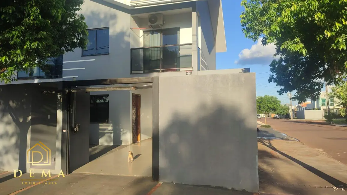 Foto 2 de Sobrado com 2 quartos à venda, 92m2 em Jardim Gisela, Toledo - PR