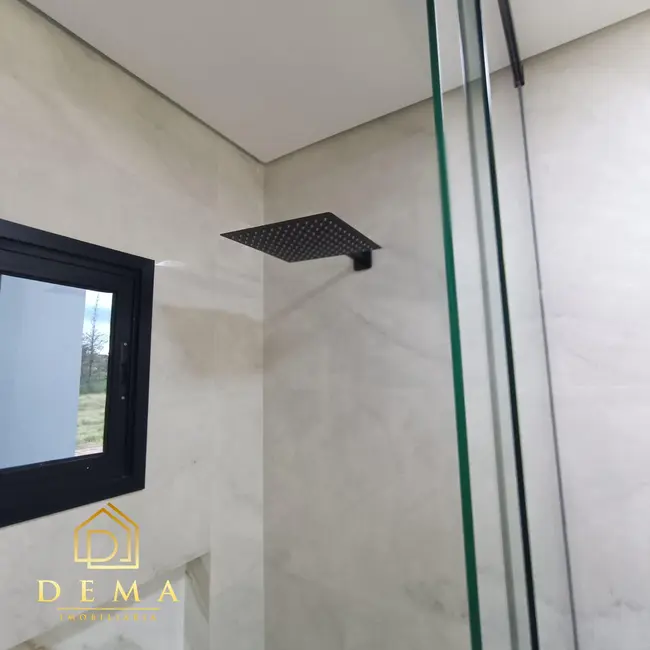 Sobrado à venda em Jardim Planalto, Toledo - PR - imagem 6 Foto 6 de Sobrado à venda em Jardim Planalto, Toledo - PR