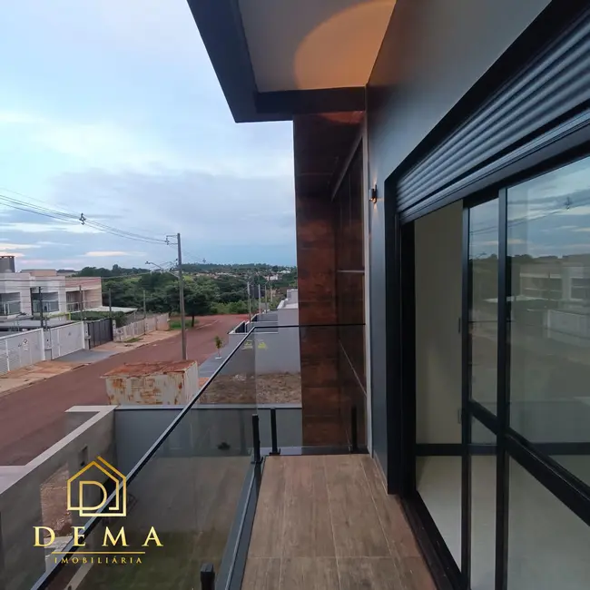 Sobrado à venda em Jardim Planalto, Toledo - PR - imagem 8 Foto 8 de Sobrado à venda em Jardim Planalto, Toledo - PR