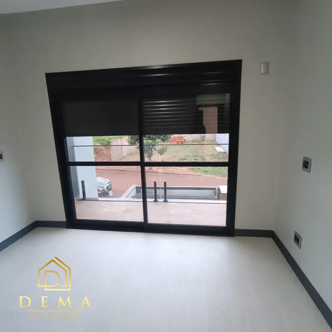 Sobrado à venda em Jardim Planalto, Toledo - PR - imagem 10 Foto 10 de Sobrado à venda em Jardim Planalto, Toledo - PR