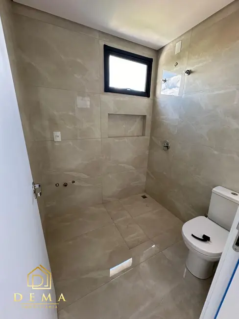 Casa à venda, 160m2 em Jardim Gisela, Toledo - PR - imagem 16 Foto 16 de Casa à venda, 160m2 em Jardim Gisela, Toledo - PR