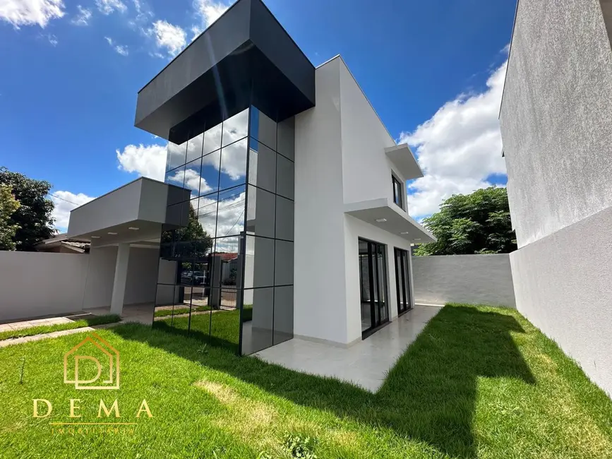 Foto 1 de Casa à venda, 160m2 em Jardim Gisela, Toledo - PR