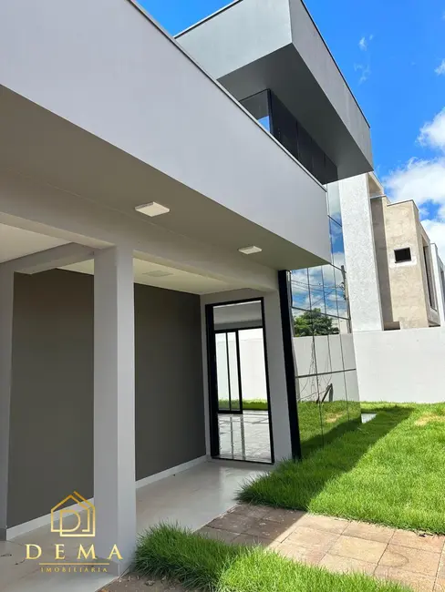 Foto 2 de Casa à venda, 160m2 em Jardim Gisela, Toledo - PR