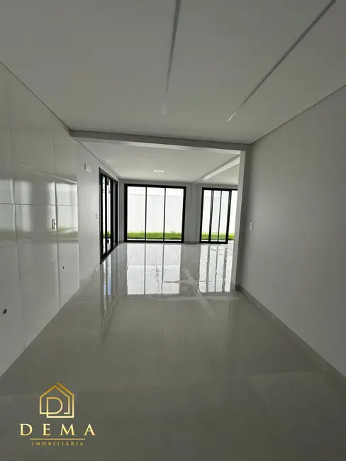 Casa à venda, 160m2 em Jardim Gisela, Toledo - PR - imagem 4 Foto 4 de Casa à venda, 160m2 em Jardim Gisela, Toledo - PR