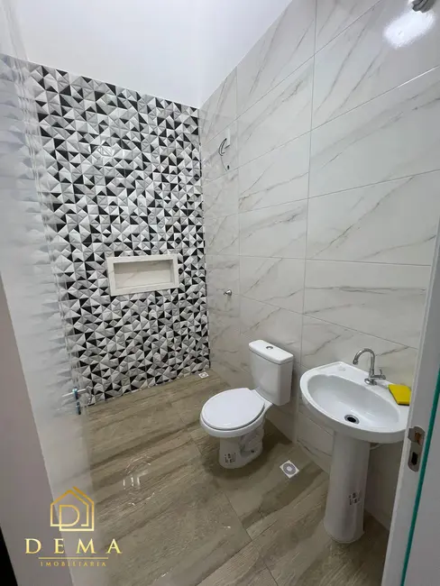 Casa à venda, 51m2 em Pinheirinho, Toledo - PR - imagem 8 Foto 8 de Casa à venda, 51m2 em Pinheirinho, Toledo - PR