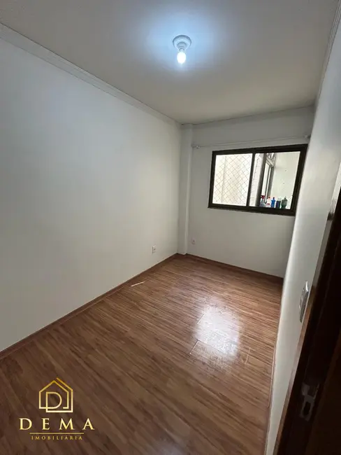 Apartamento com 2 quartos à venda em Jardim Gisela, Toledo - PR - imagem 4 Foto 4 de Apartamento com 2 quartos à venda em Jardim Gisela, Toledo - PR
