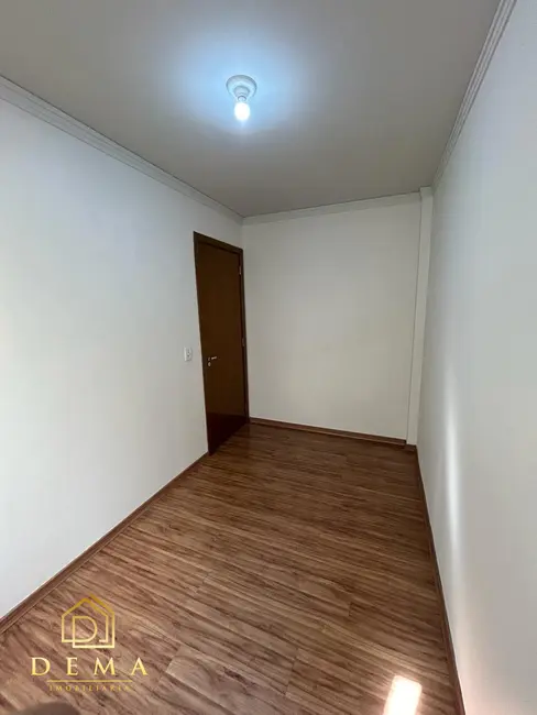 Apartamento com 2 quartos à venda em Jardim Gisela, Toledo - PR - imagem 5 Foto 5 de Apartamento com 2 quartos à venda em Jardim Gisela, Toledo - PR