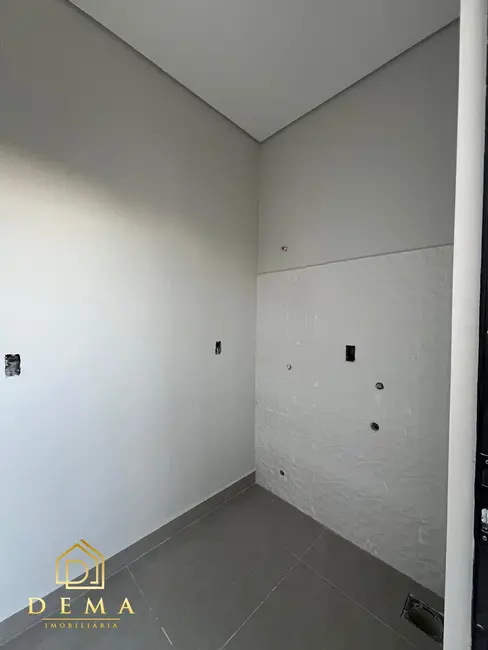 Casa com 2 quartos à venda, 98m2 em Vila Becker, Toledo - PR - imagem 8 Foto 8 de Casa com 2 quartos à venda, 98m2 em Vila Becker, Toledo - PR