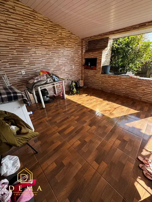 Casa com 2 quartos à venda, 54m2 em Jardim Coopagro, Toledo - PR - imagem 8 Foto 8 de Casa com 2 quartos à venda, 54m2 em Jardim Coopagro, Toledo - PR