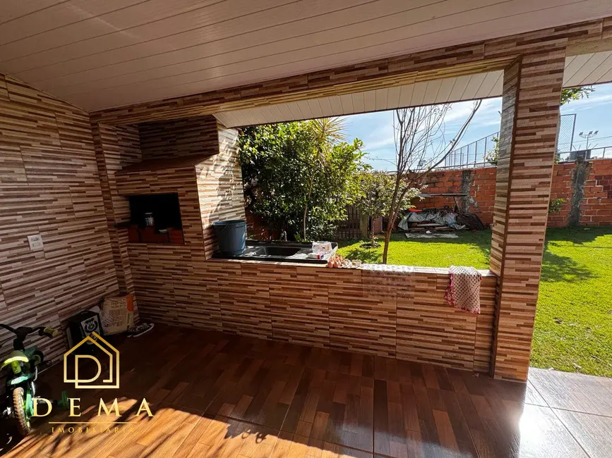 Casa com 2 quartos à venda, 54m2 em Jardim Coopagro, Toledo - PR - imagem 4 Foto 4 de Casa com 2 quartos à venda, 54m2 em Jardim Coopagro, Toledo - PR