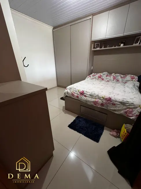 Casa com 2 quartos à venda, 54m2 em Jardim Coopagro, Toledo - PR - imagem 9 Foto 9 de Casa com 2 quartos à venda, 54m2 em Jardim Coopagro, Toledo - PR