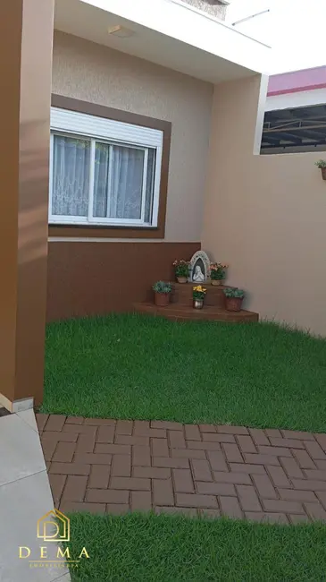 Casa com 2 quartos à venda, 140m2 em Toledo - PR - imagem 6 Foto 6 de Casa com 2 quartos à venda, 140m2 em Toledo - PR
