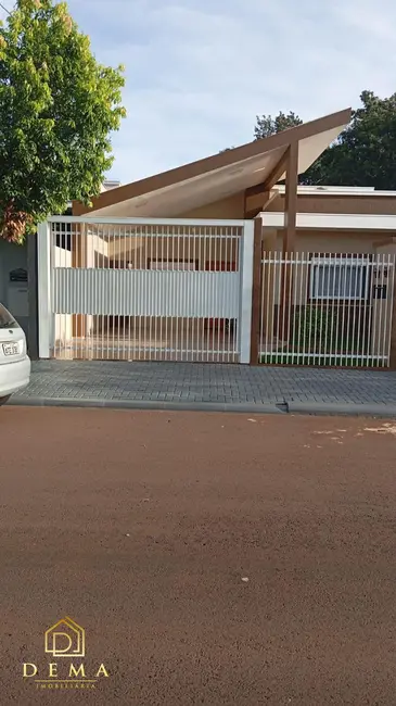 Casa com 2 quartos à venda, 140m2 em Toledo - PR - imagem 3 Foto 3 de Casa com 2 quartos à venda, 140m2 em Toledo - PR