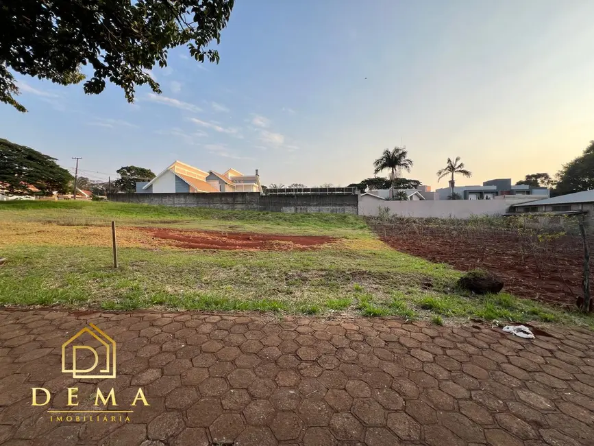 Terreno / Lote à venda, 807m2 em Jardim La Salle, Toledo - PR - imagem 2 Foto 2 de Terreno / Lote à venda, 807m2 em Jardim La Salle, Toledo - PR