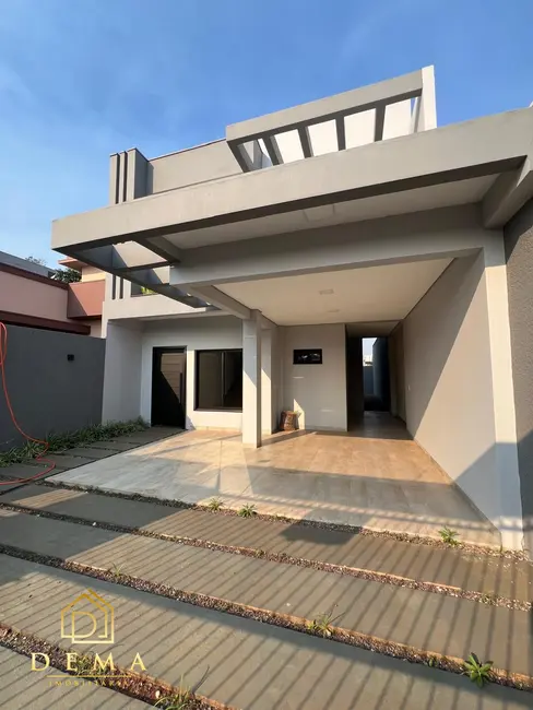 Foto 2 de Sobrado com 1 quarto à venda, 136m2 em Vila Becker, Toledo - PR