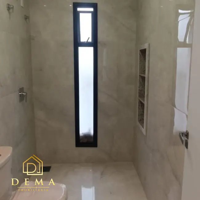 Casa com 2 quartos à venda, 170m2 em Jardim Gisela, Toledo - PR - imagem 8 Foto 8 de Casa com 2 quartos à venda, 170m2 em Jardim Gisela, Toledo - PR