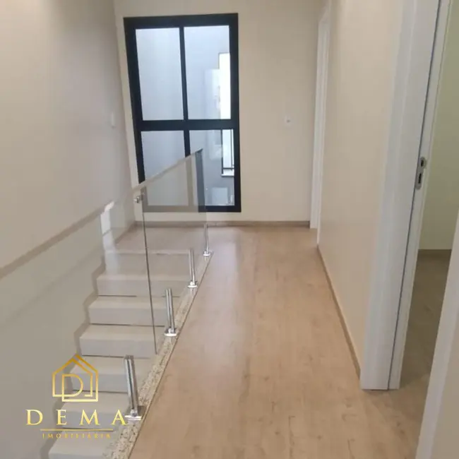 Casa com 2 quartos à venda, 170m2 em Jardim Gisela, Toledo - PR - imagem 4 Foto 4 de Casa com 2 quartos à venda, 170m2 em Jardim Gisela, Toledo - PR