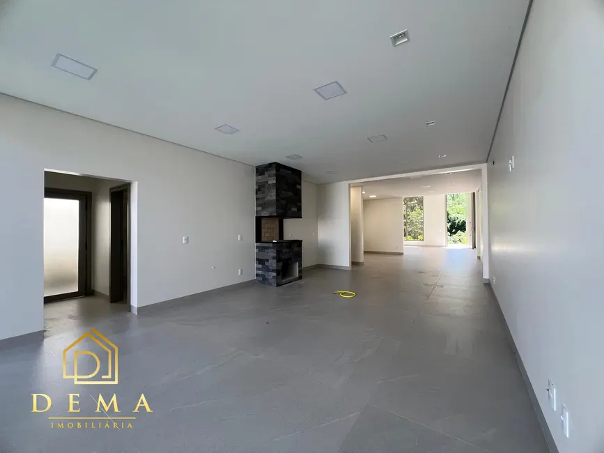 Foto 18 de Casa à venda, 327m2 em Toledo - PR