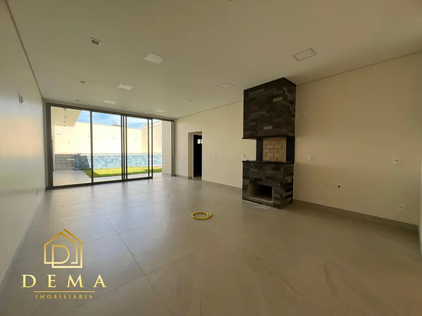 Foto 23 de Casa à venda, 327m2 em Toledo - PR