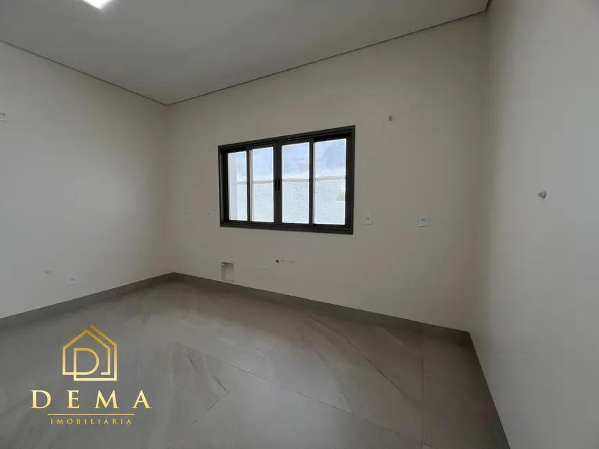 Foto 26 de Casa à venda, 327m2 em Toledo - PR