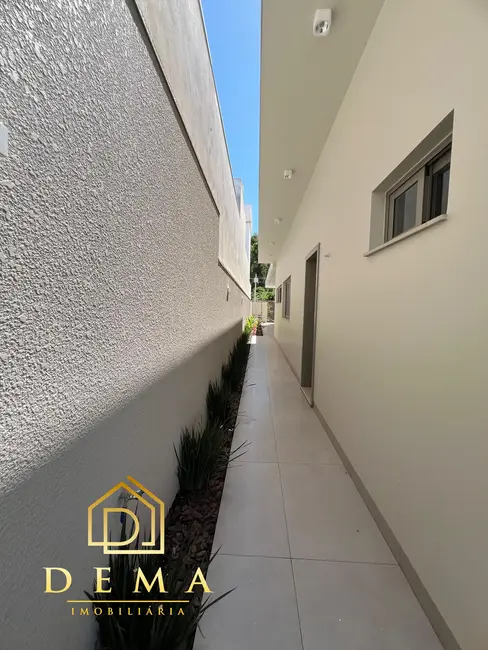 Foto 16 de Casa à venda, 327m2 em Toledo - PR