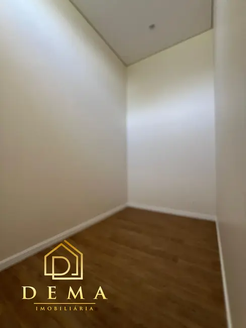 Foto 6 de Casa à venda, 327m2 em Toledo - PR