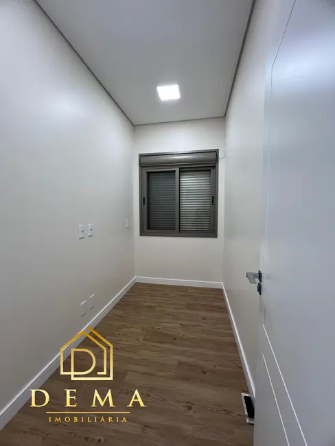 Foto 9 de Casa à venda, 327m2 em Toledo - PR