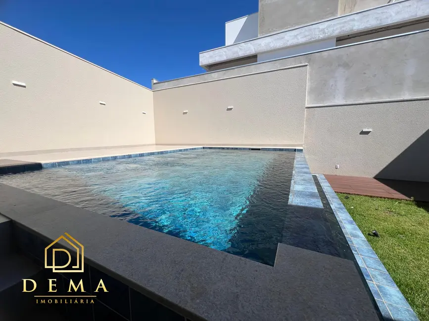 Foto 40 de Casa à venda, 327m2 em Toledo - PR