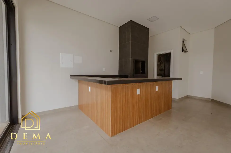 Foto 21 de Sobrado à venda em Toledo - PR