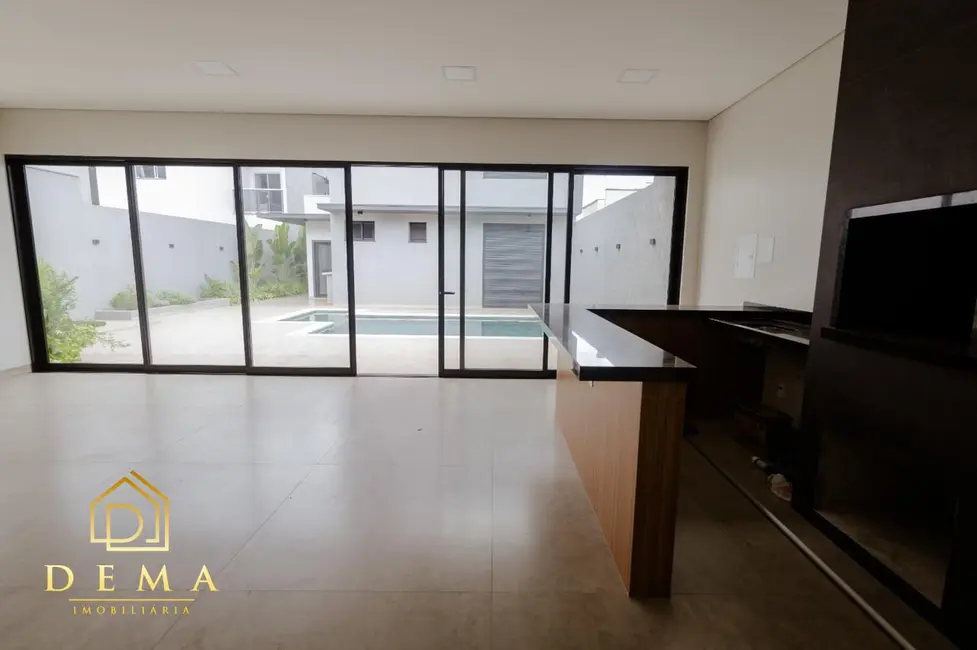 Foto 20 de Sobrado à venda em Toledo - PR