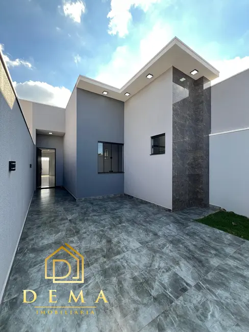 Foto 2 de Casa com 1 quarto à venda, 58m2 em Jardim Coopagro, Toledo - PR