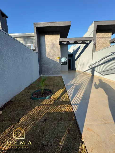 Foto 1 de Casa com 1 quarto à venda, 63m2 em Jardim Coopagro, Toledo - PR