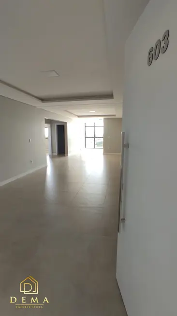 Apartamento com 3 quartos à venda e para alugar, 130m2 em Centro, Toledo - PR - imagem 2 Foto 2 de Apartamento com 3 quartos à venda e para alugar, 130m2 em Centro, Toledo - PR