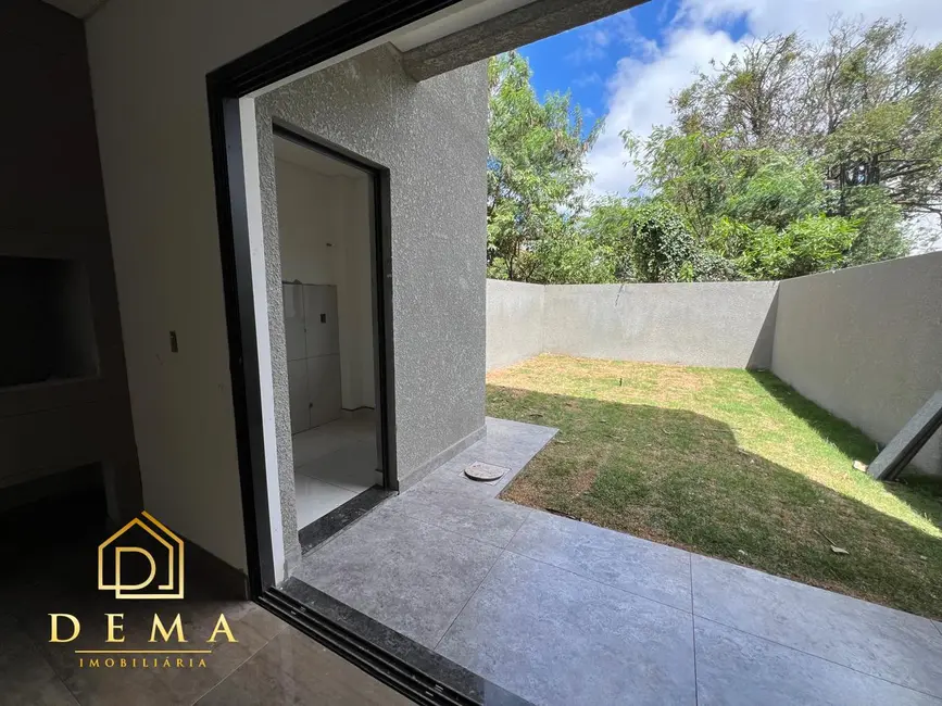 Sobrado com 2 quartos à venda, 128m2 em Jardim Gisela, Toledo - PR - imagem 9 Foto 9 de Sobrado com 2 quartos à venda, 128m2 em Jardim Gisela, Toledo - PR