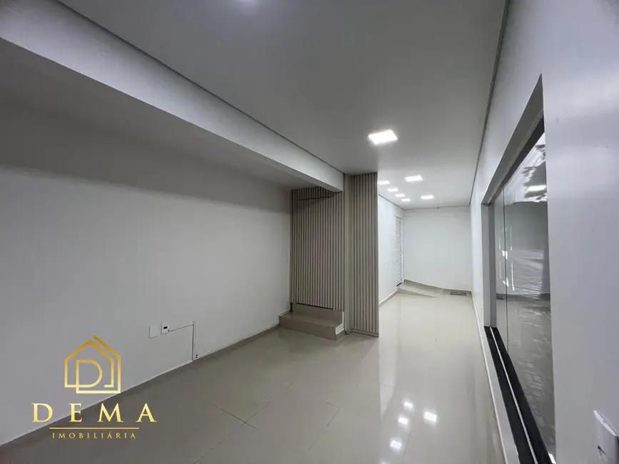 Sala Comercial para alugar, 35m2 em Centro, Toledo - PR - imagem 6 Foto 6 de Sala Comercial para alugar, 35m2 em Centro, Toledo - PR