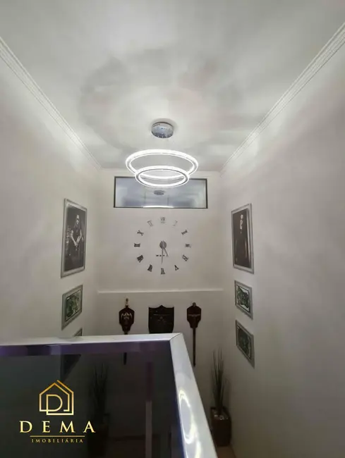 Sobrado com 2 quartos à venda, 279m2 em São Francisco, Toledo - PR - imagem 5 Foto 5 de Sobrado com 2 quartos à venda, 279m2 em São Francisco, Toledo - PR