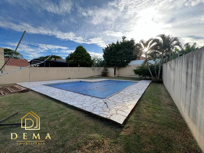 Sobrado com 3 quartos à venda, 221m2 em Jardim Pancera, Toledo - PR - imagem 5 Foto 5 de Sobrado com 3 quartos à venda, 221m2 em Jardim Pancera, Toledo - PR